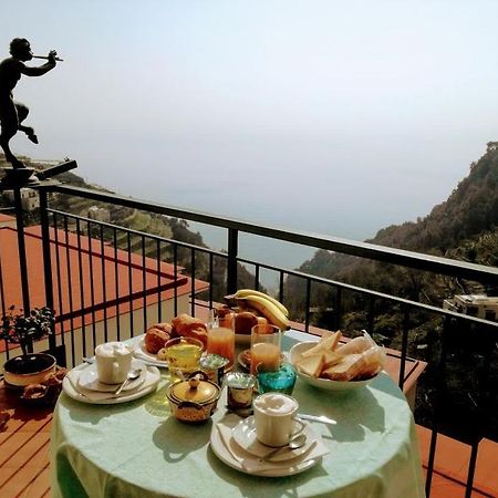 Domus Gaia Bed & Breakfast Amalfi Dış mekan fotoğraf